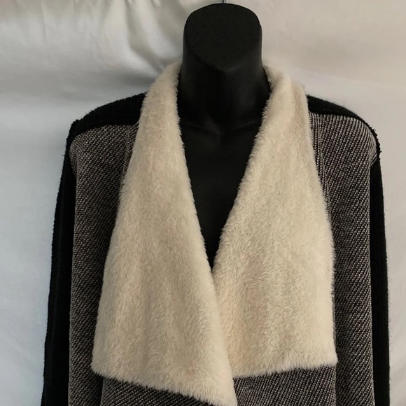 “Skies are Blue” open draped sweater XS - Picture 2 of 8